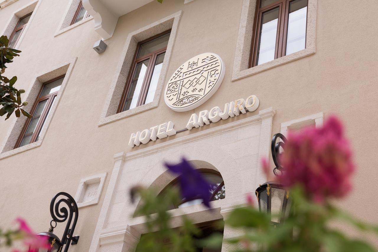 Hotel Argjiro Gjirokastër Exterior foto