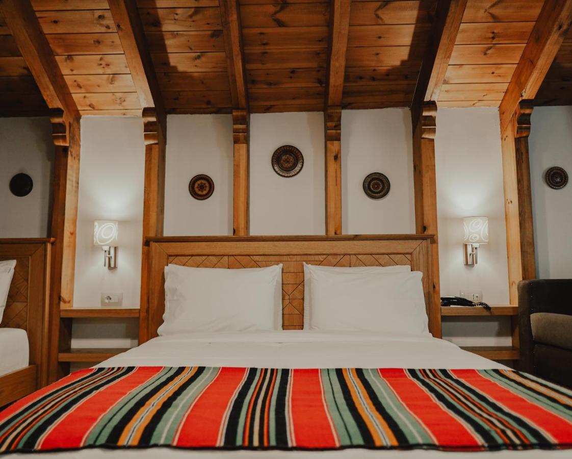 Hotel Argjiro Gjirokastër Exterior foto