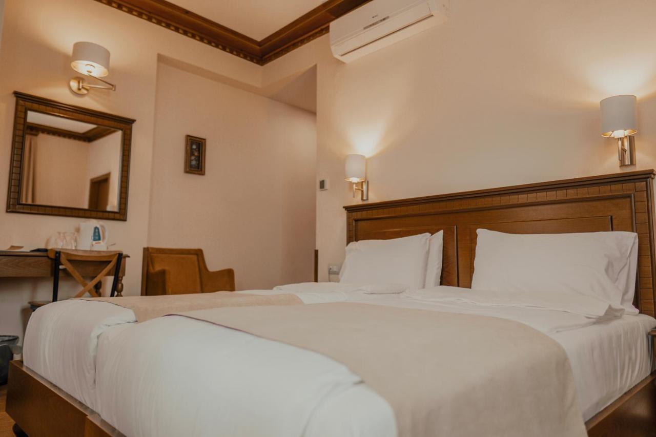 Hotel Argjiro Gjirokastër Exterior foto
